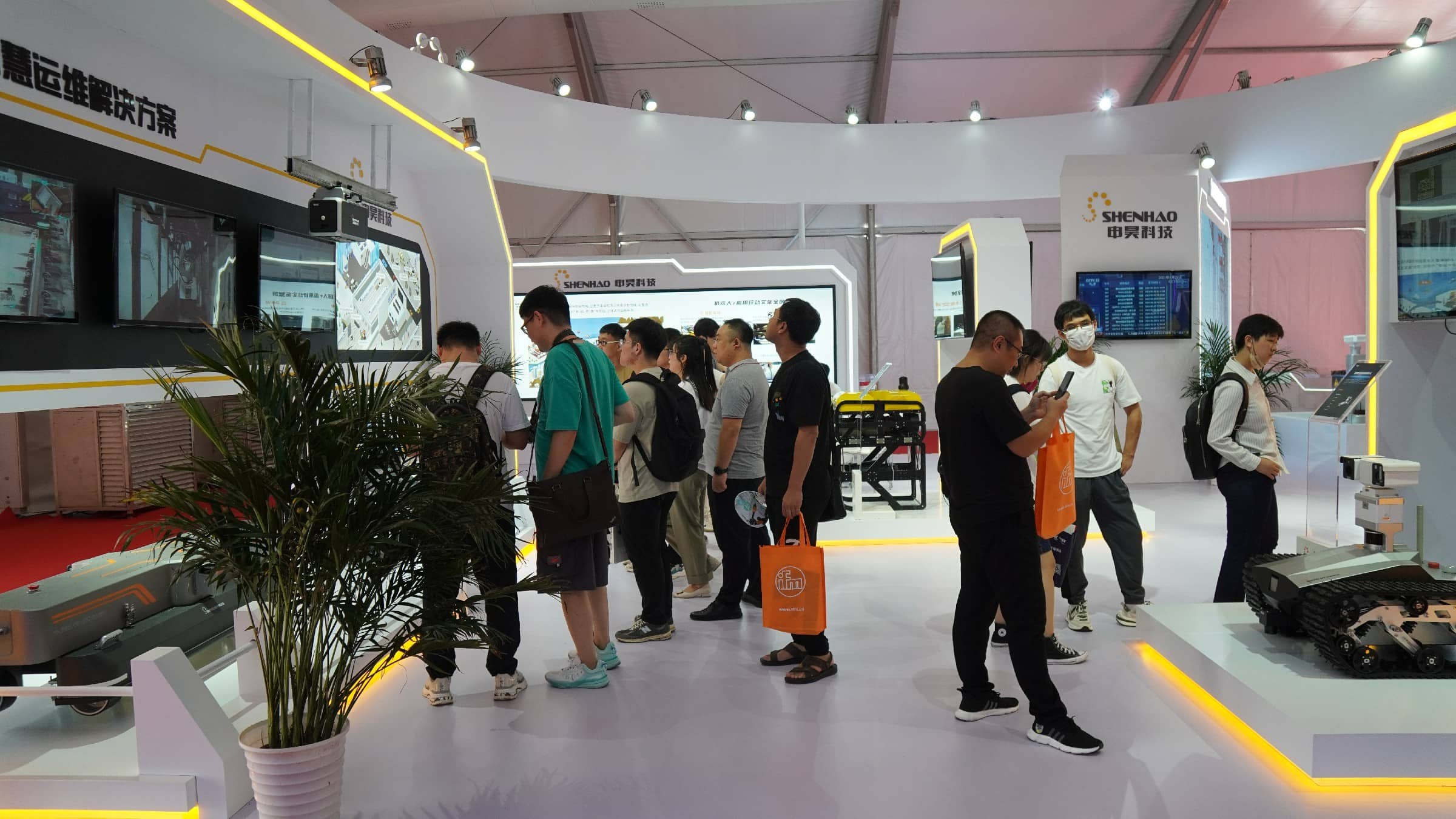 ��8ͷ�����(�й���½)-�ٷ���վ