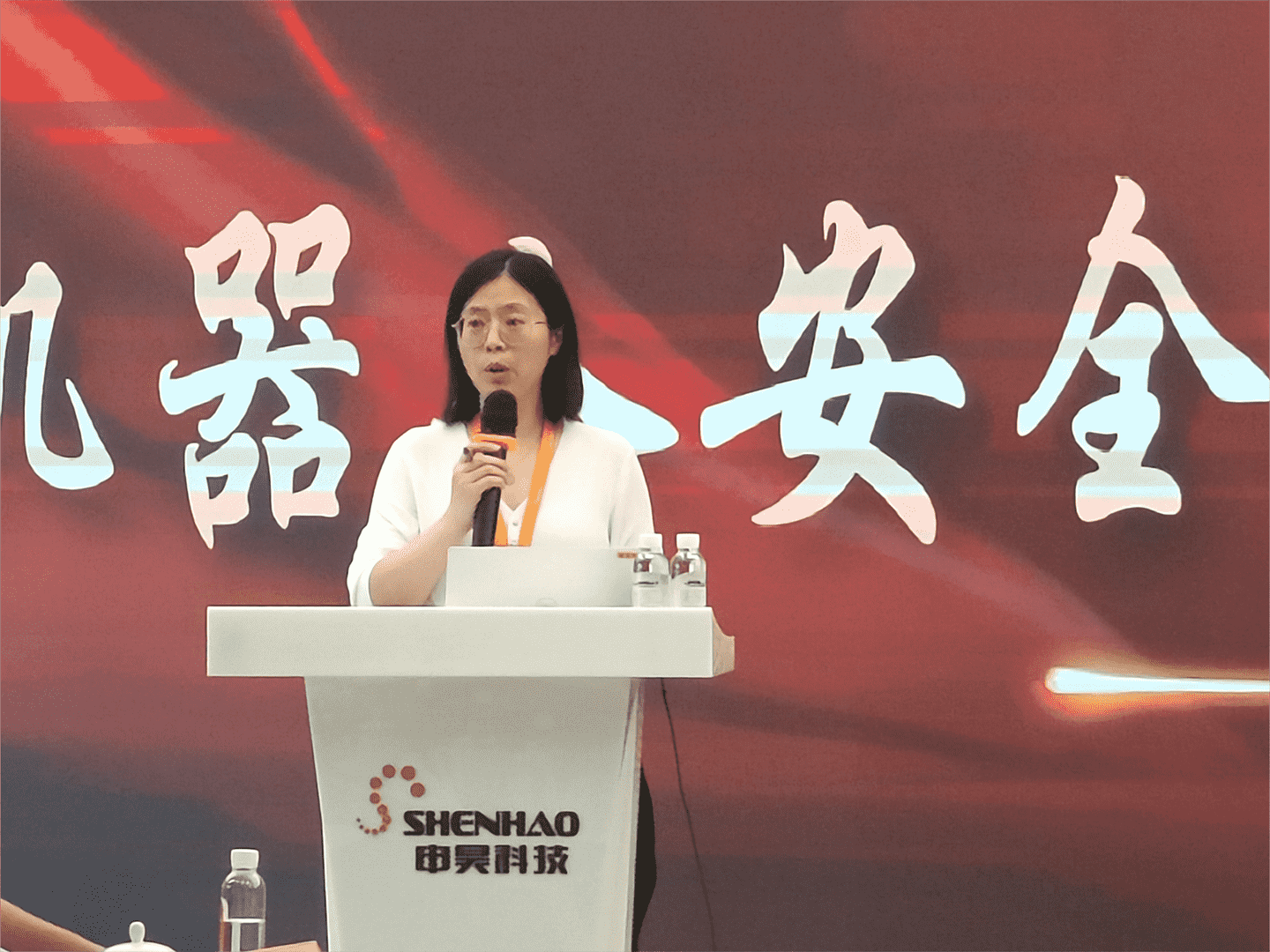 ��8ͷ�����(�й���½)-�ٷ���վ